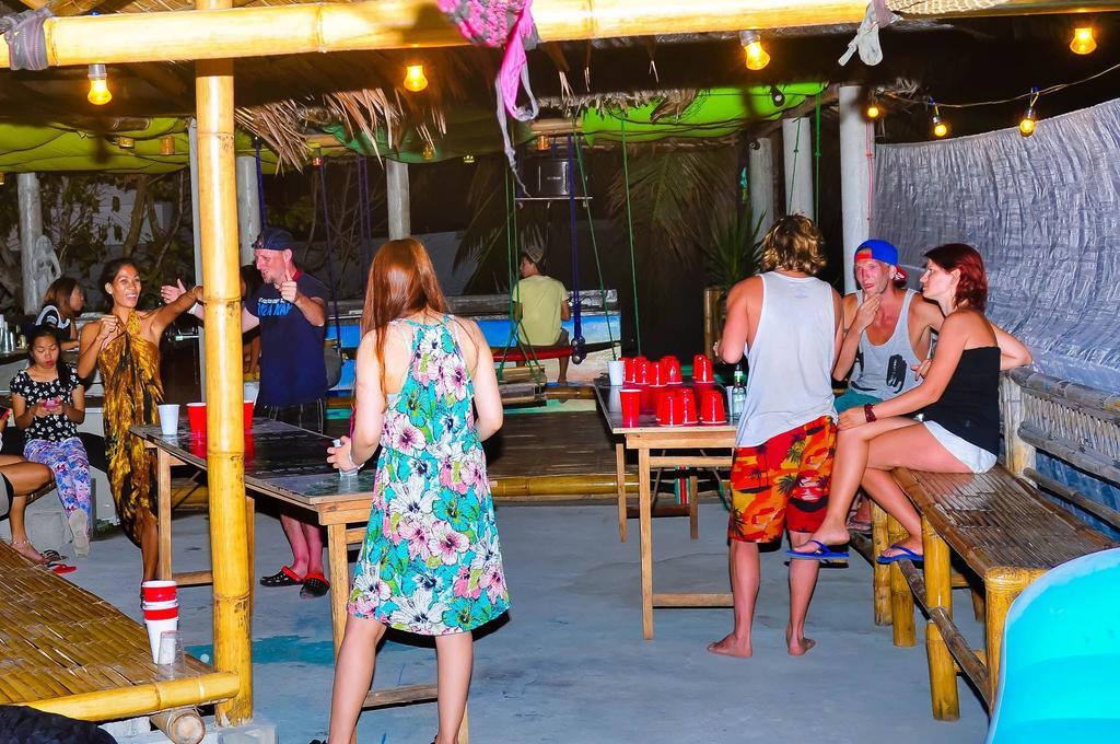 Jeepney Hostel And Kite Resort Balabag  Eksteriør billede