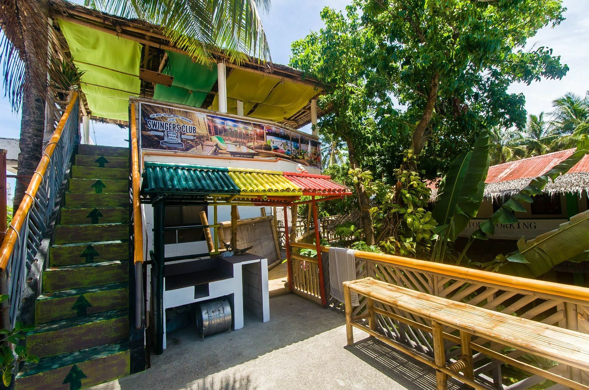 Jeepney Hostel And Kite Resort Balabag  Eksteriør billede