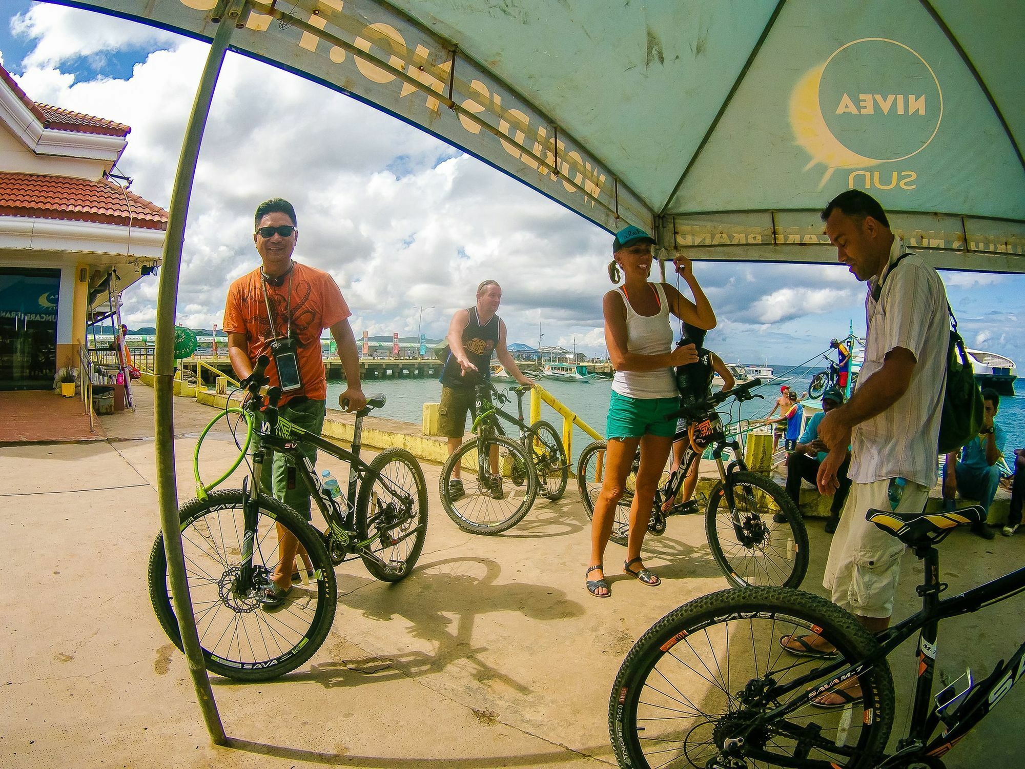 Jeepney Hostel And Kite Resort Balabag  Eksteriør billede
