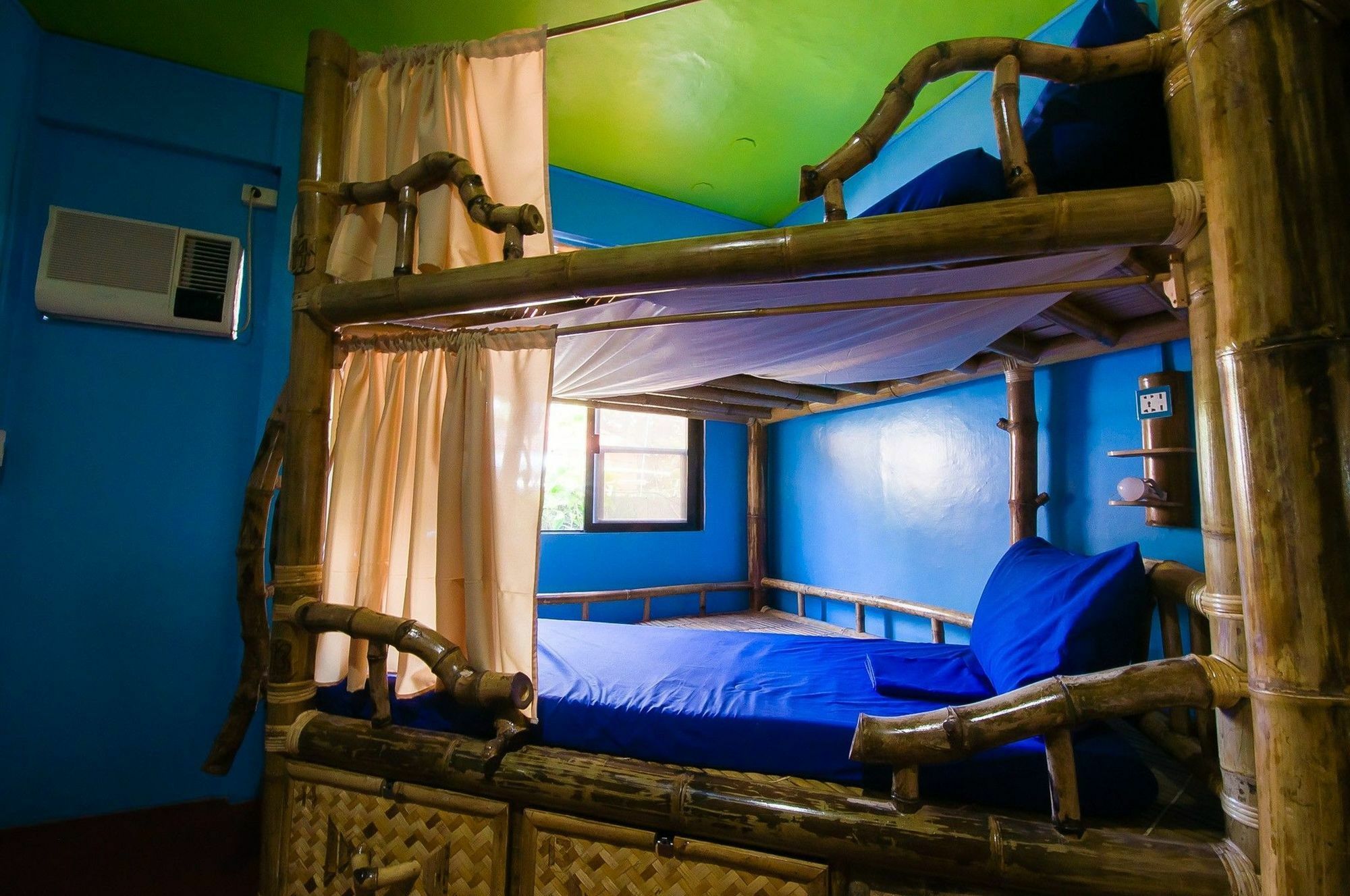 Jeepney Hostel And Kite Resort Balabag  Eksteriør billede